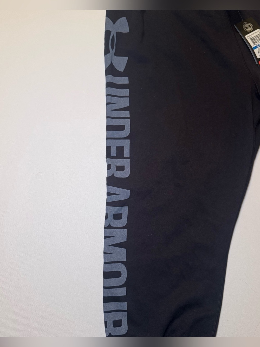 Under Armour Black Jogger Sweats with Logo - Picture 2 of 7